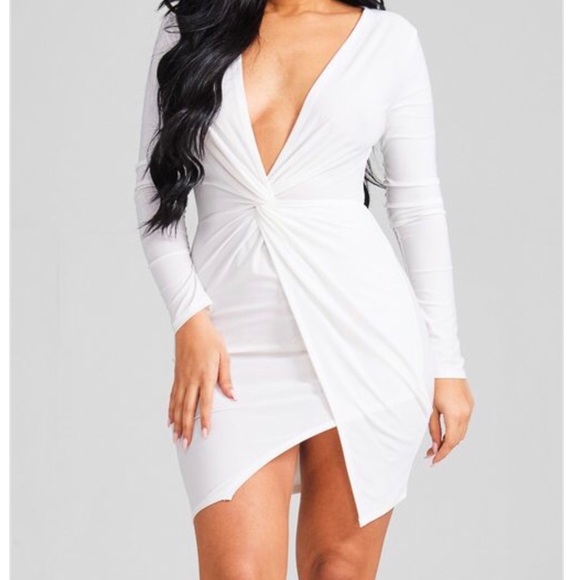 Dresses & Skirts - White Dress With A Sexy Twist